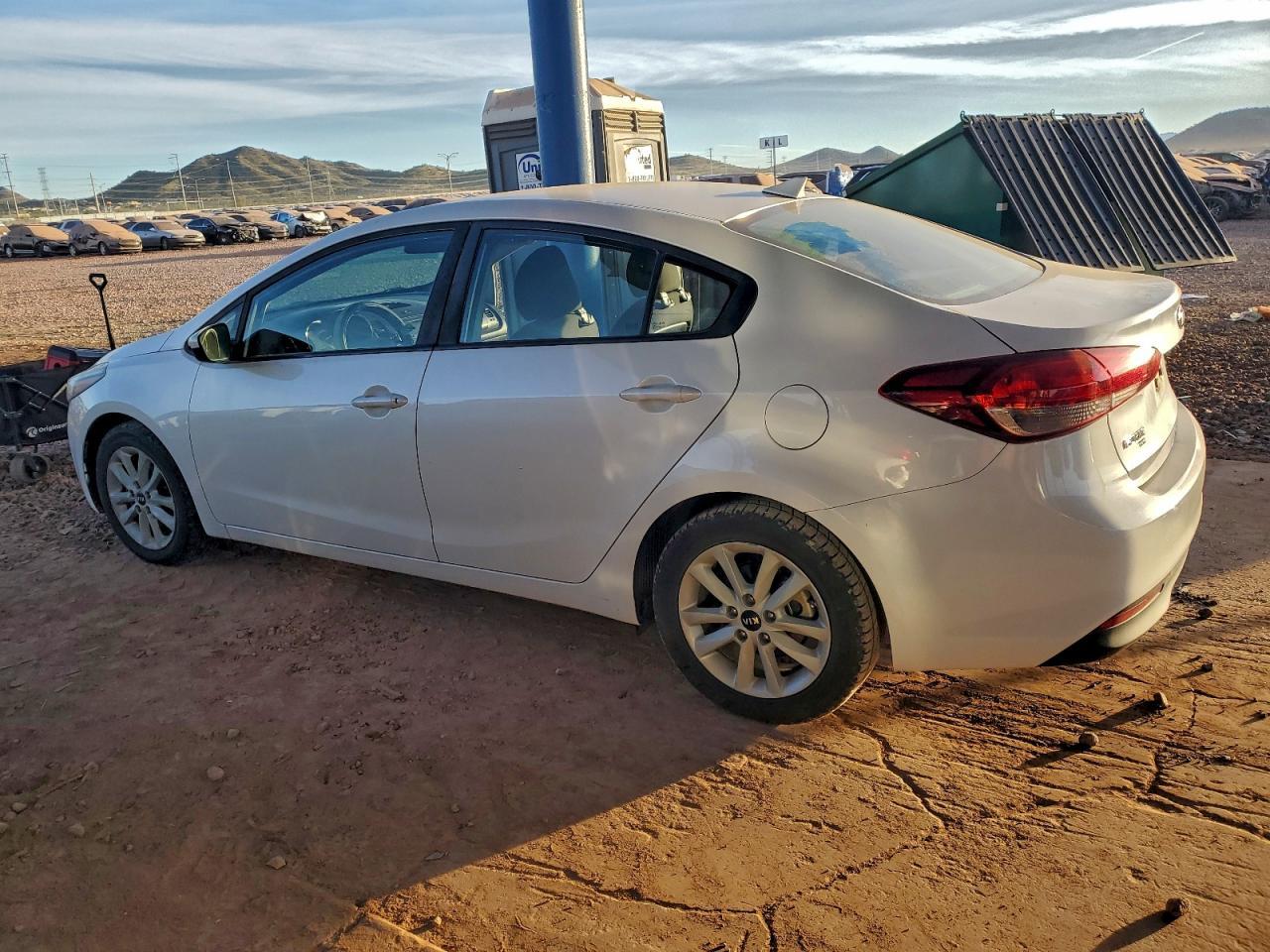 2017 Kia Forte Lx - zdjęcie 2