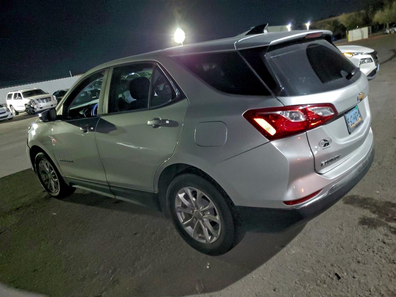 2021 Chevrolet Equinox Lt - zdjęcie 2