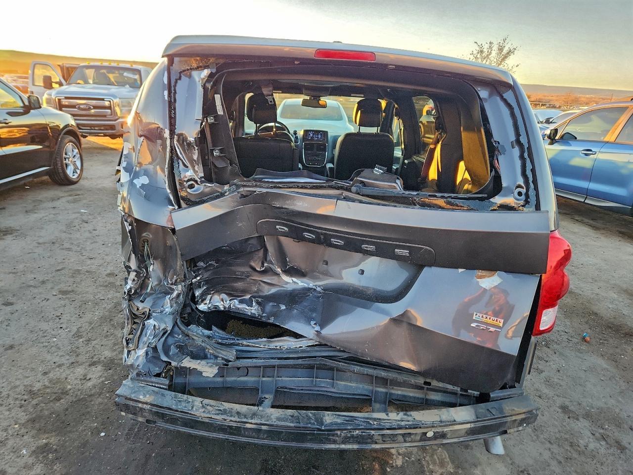 2019 Dodge Grand Caravan Gt - zdjęcie 6