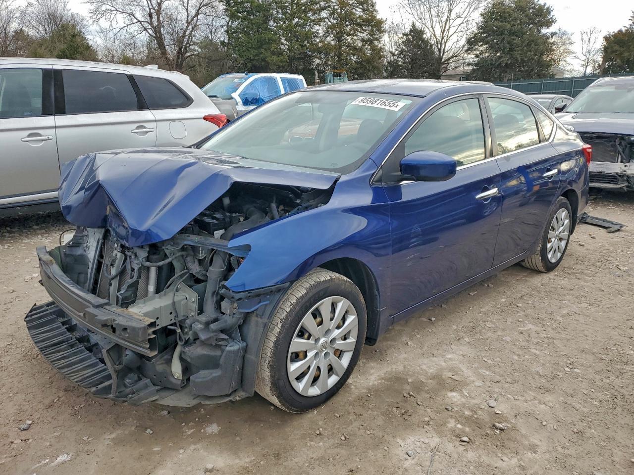 2016 Nissan Sentra S - zdjęcie główne