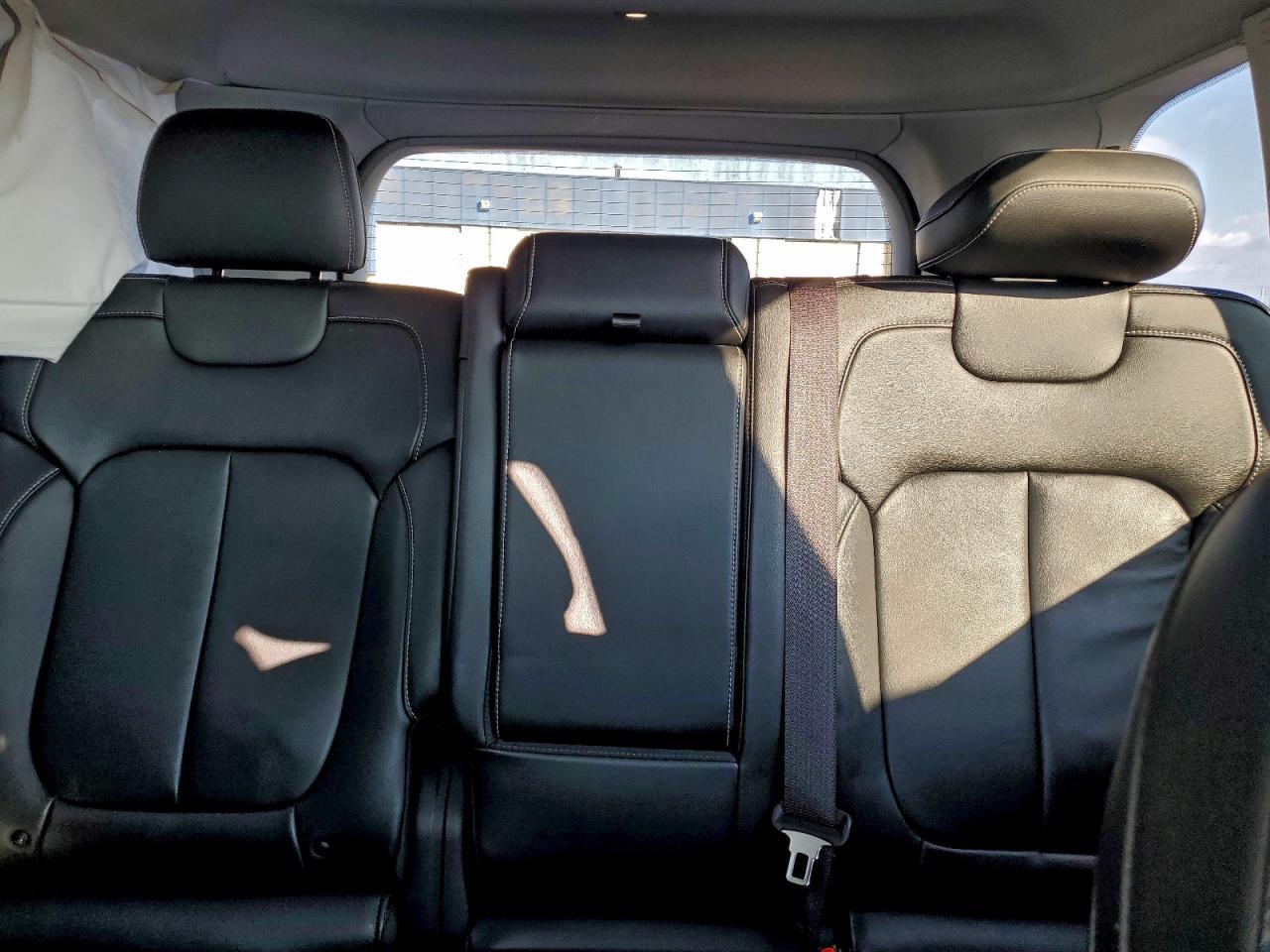 2022 Jeep Grand Cherokee Limited - zdjęcie 10