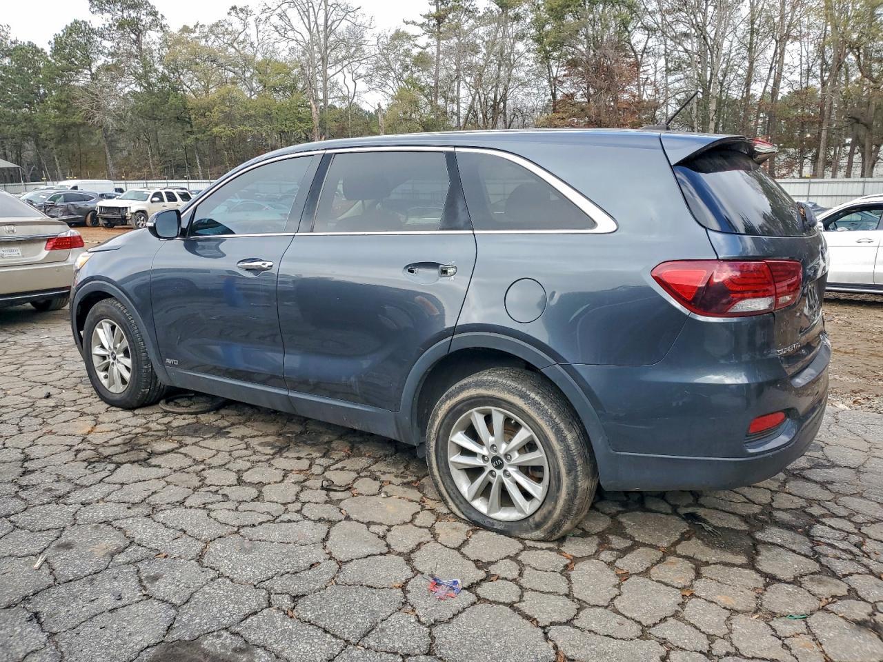 2020 Kia Sorento S - zdjęcie 2