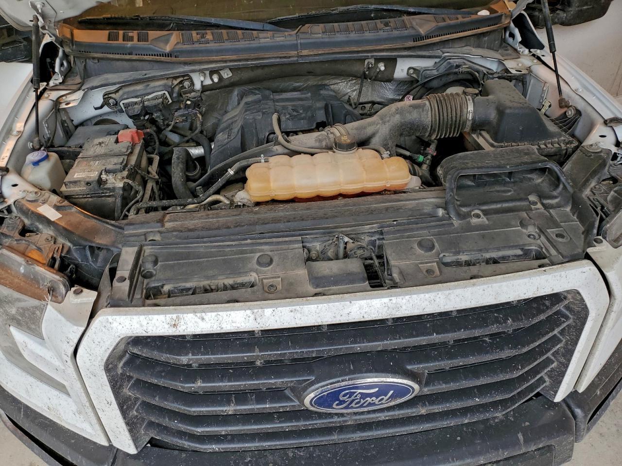 2016 Ford F150 Super Cab - zdjęcie 11