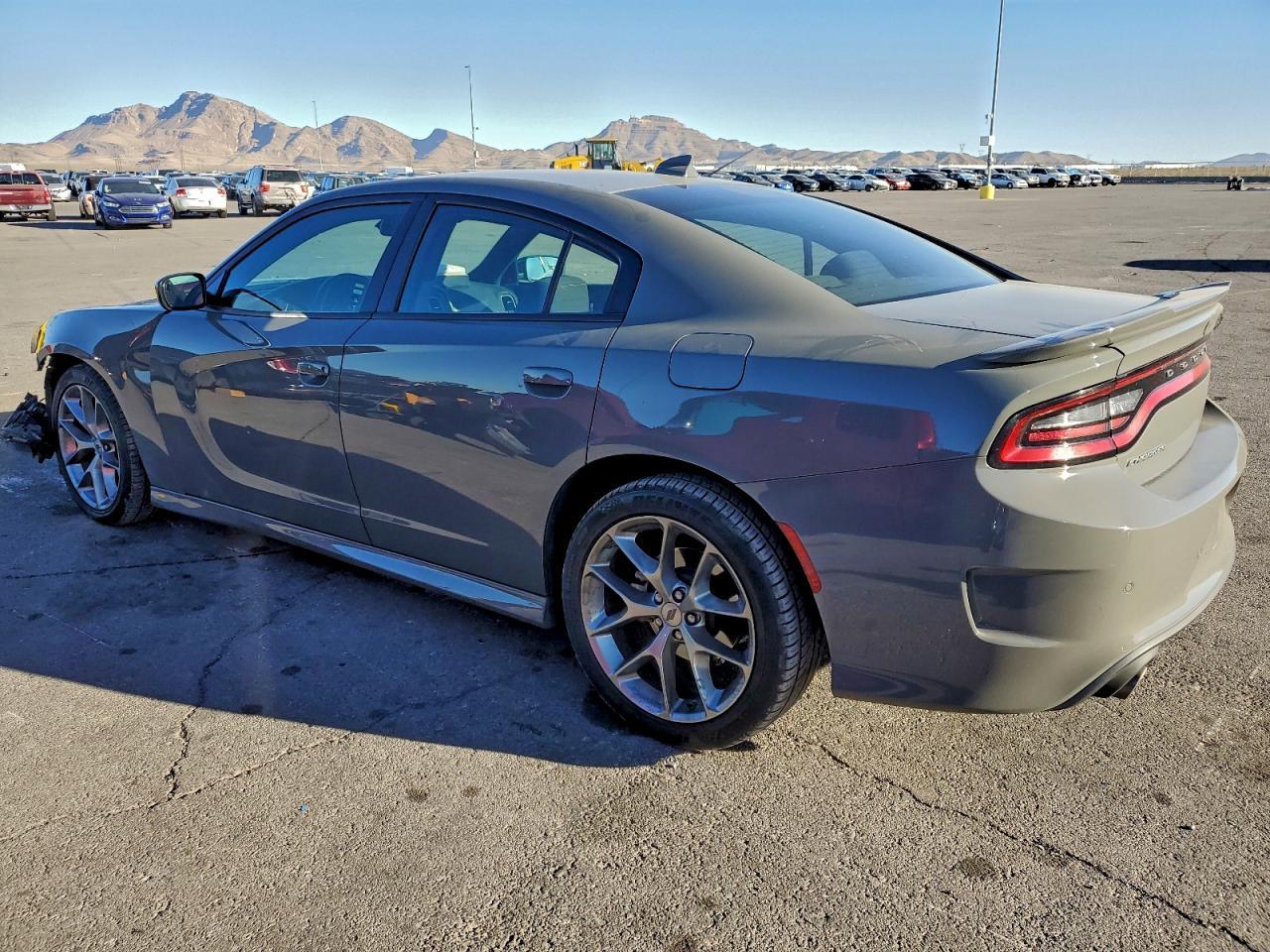 2023 Dodge Charger Gt - zdjęcie 2