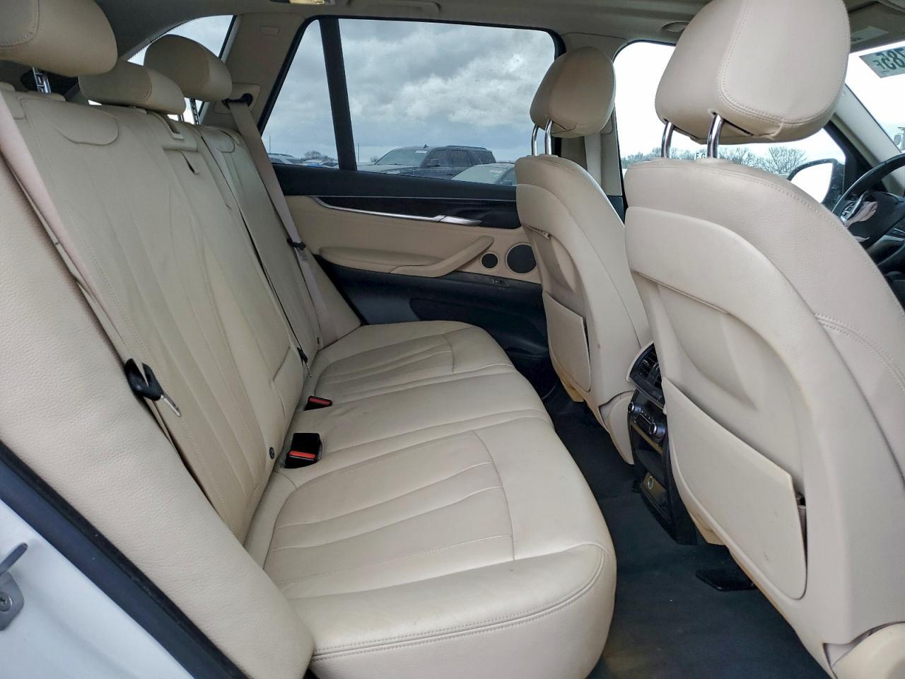 2016 BMW X5 xDrive35I - zdjęcie 11