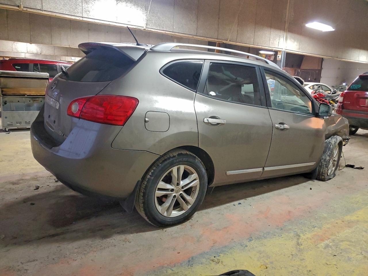 2013 Nissan Rogue S - zdjęcie 3