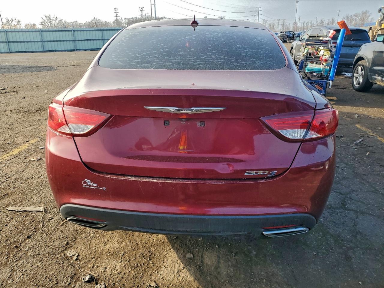 2015 Chrysler 200 S - zdjęcie 6