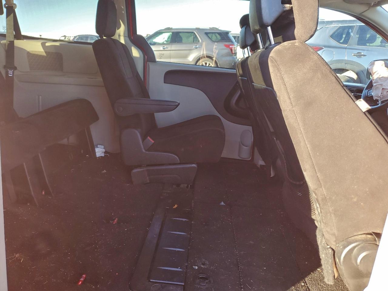 2013 Dodge Grand Caravan Sxt - zdjęcie 11