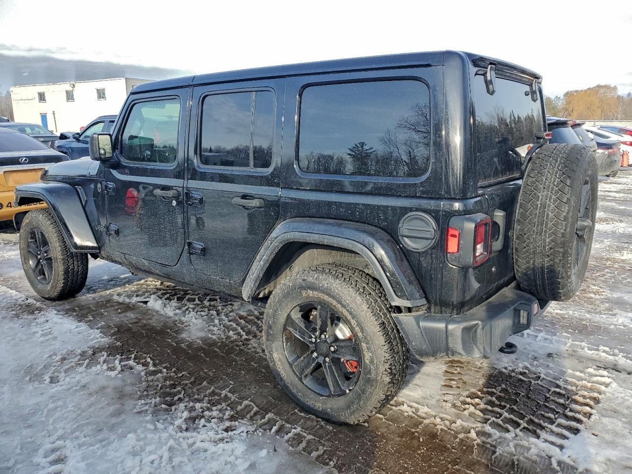 2019 Jeep Wrangler Unlimited Sahara - zdjęcie 2