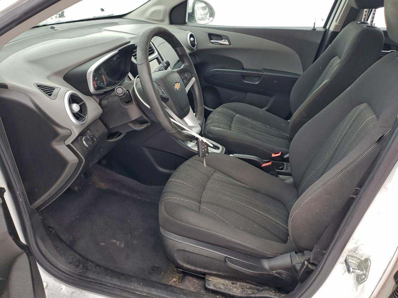 2018 Chevrolet Sonic Lt - zdjęcie 7