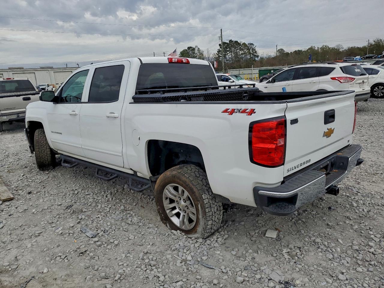 2018 Chevrolet Silverado K1500 Lt - zdjęcie 2