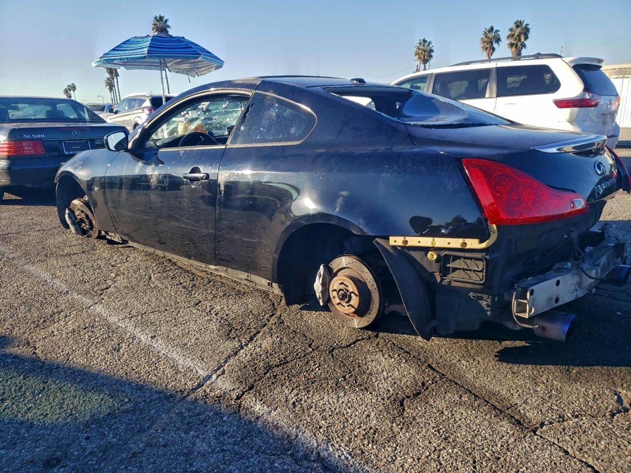 2015 Infiniti Q60 Journey - zdjęcie 2