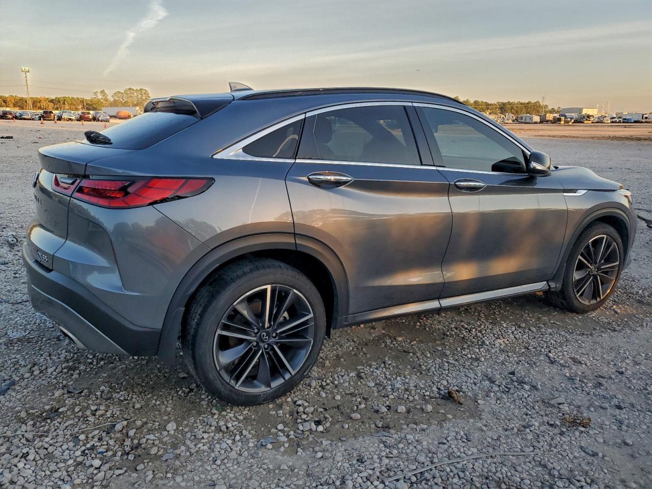 2024 Infiniti Qx55 Luxe - zdjęcie 3