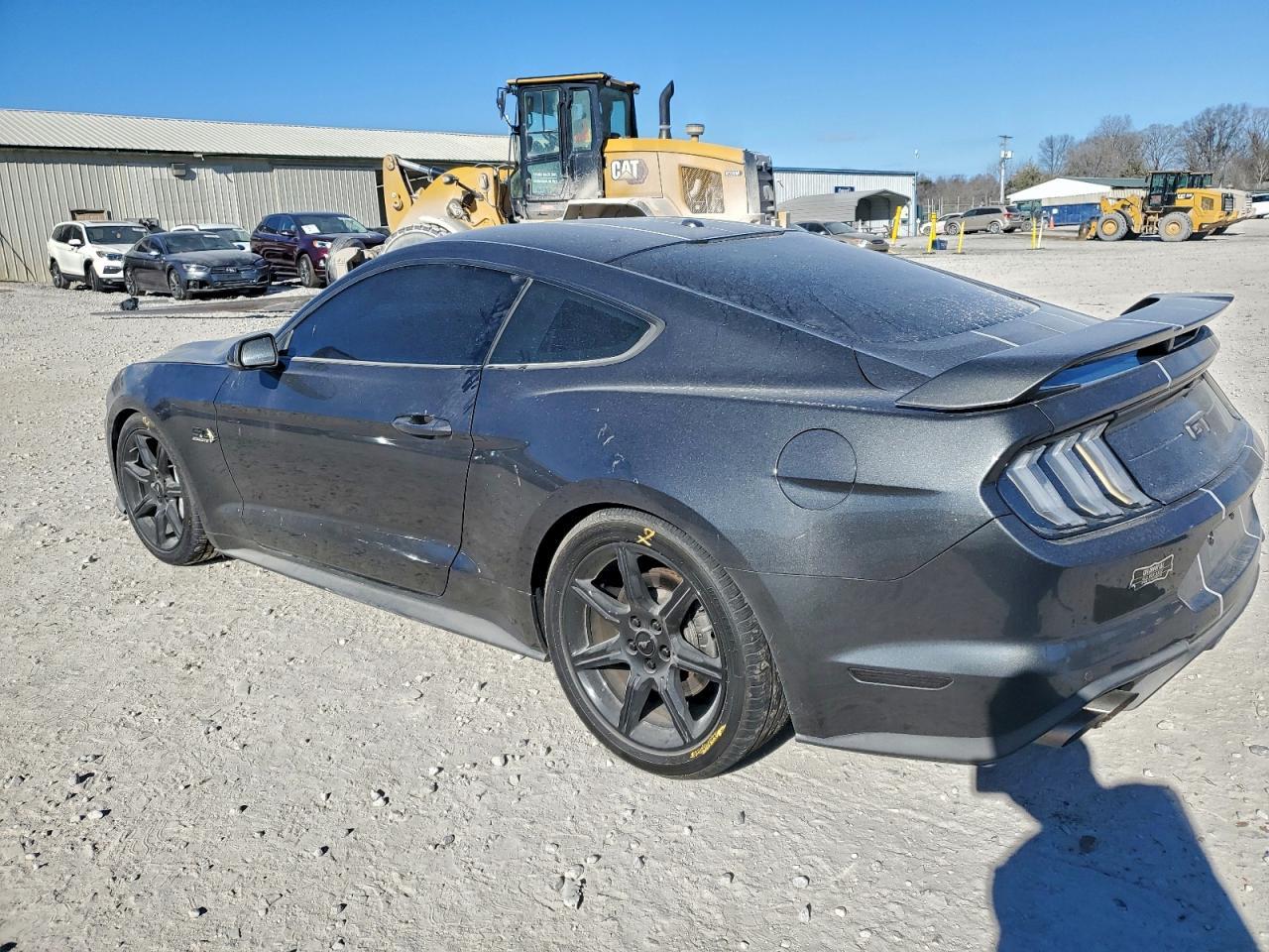 2019 Ford Mustang Gt - zdjęcie 2