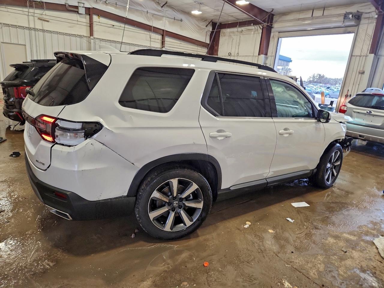 2025 Honda Pilot Elite - zdjęcie 3