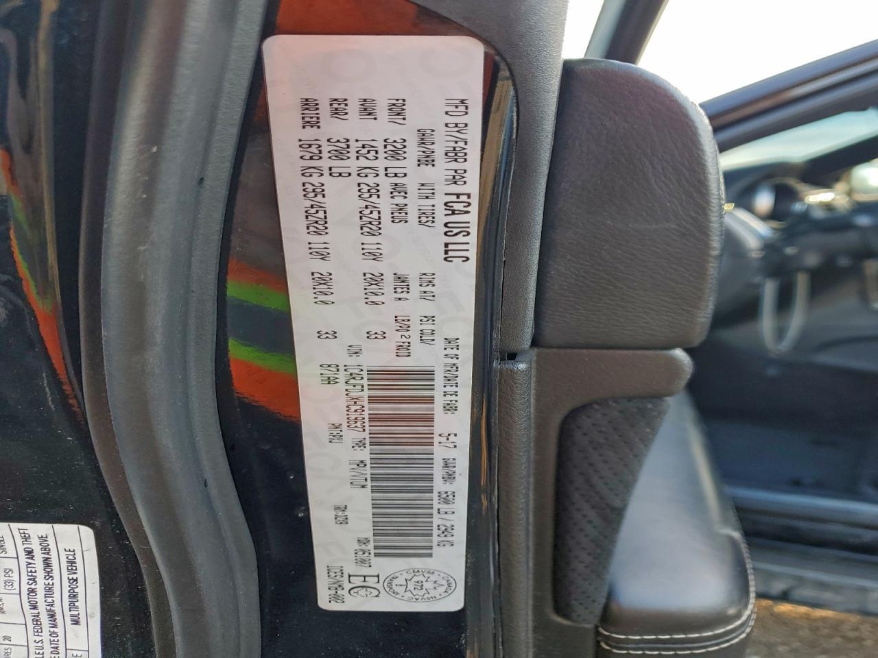 2017 Jeep Grand Cherokee Srt-8 - zdjęcie 13