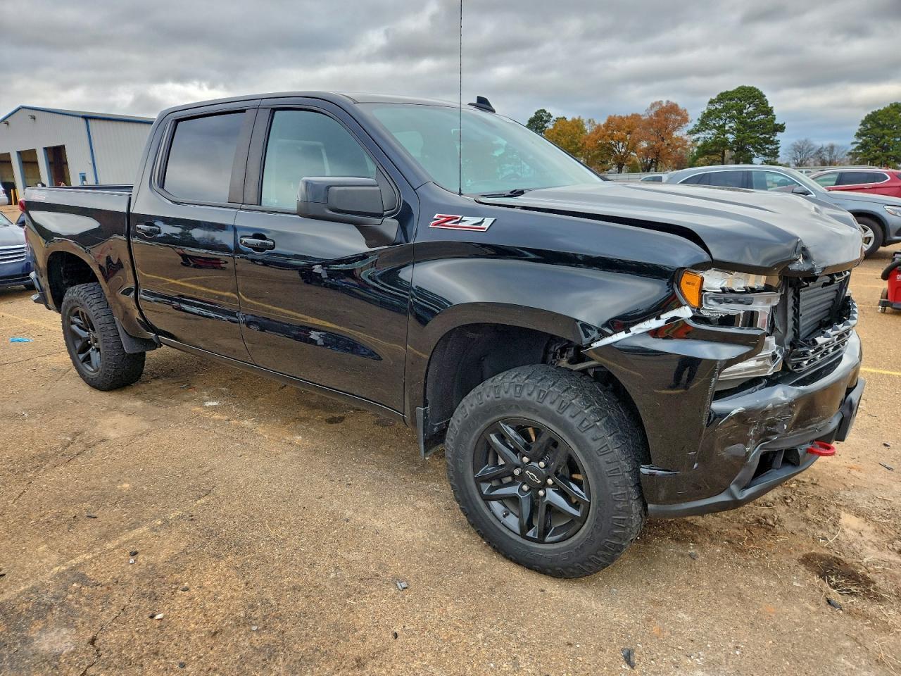 2021 Chevrolet Silverado K1500 Lt Trail Boss - zdjęcie 4