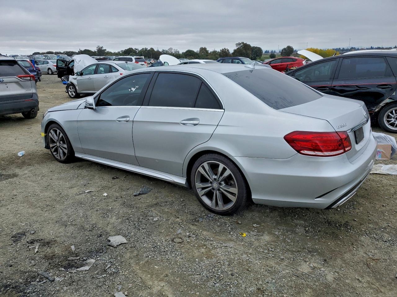 2016 Mercedes-Benz E 350 - zdjęcie 2