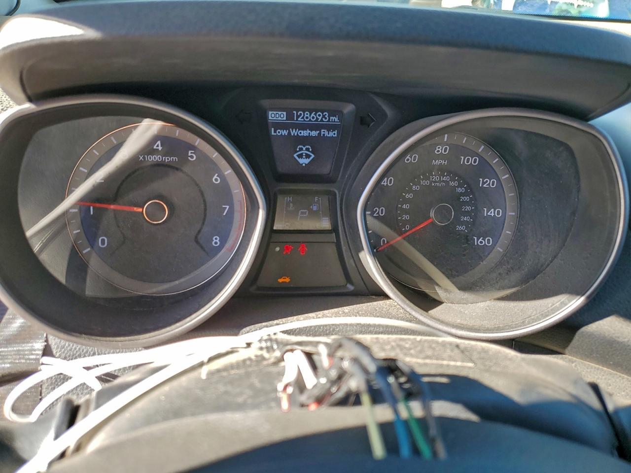 2016 Hyundai Elantra Gt - zdjęcie 9