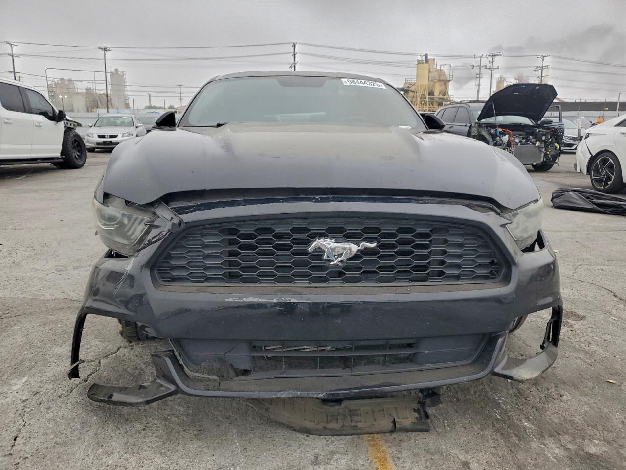 2016 Ford Mustang - zdjęcie 5
