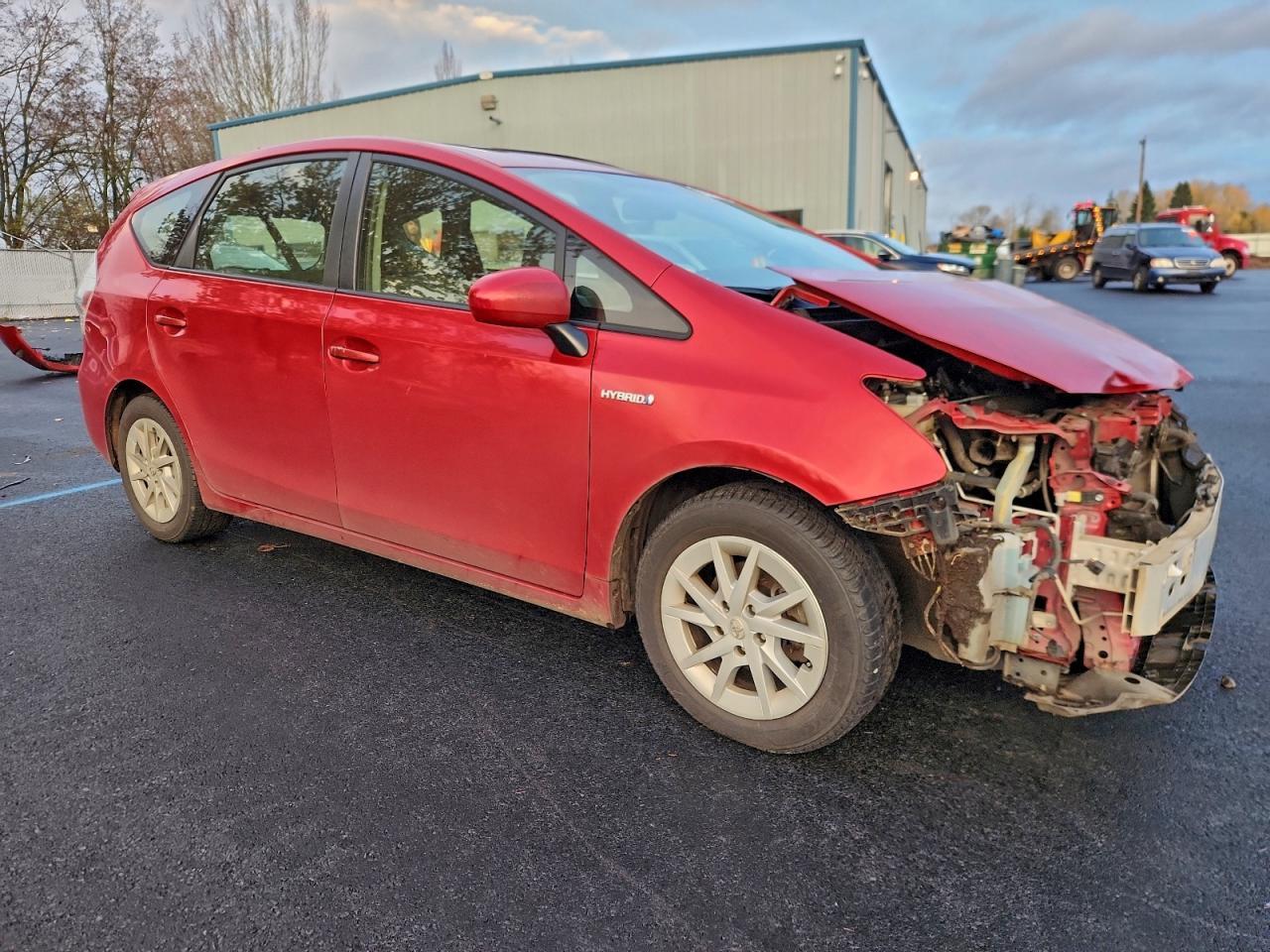 2014 Toyota Prius V - zdjęcie 4