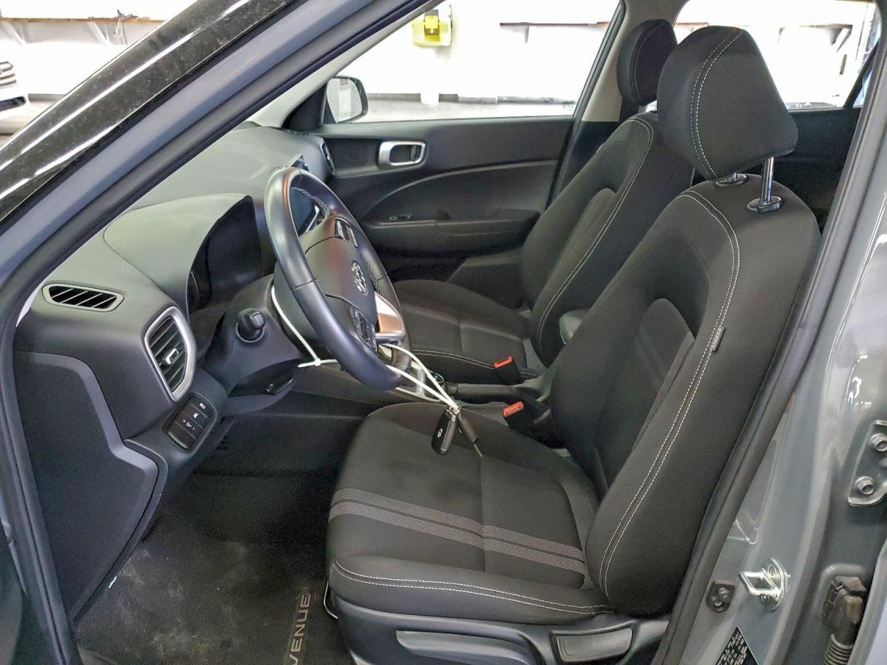 2022 Hyundai Venue Sel - zdjęcie 7