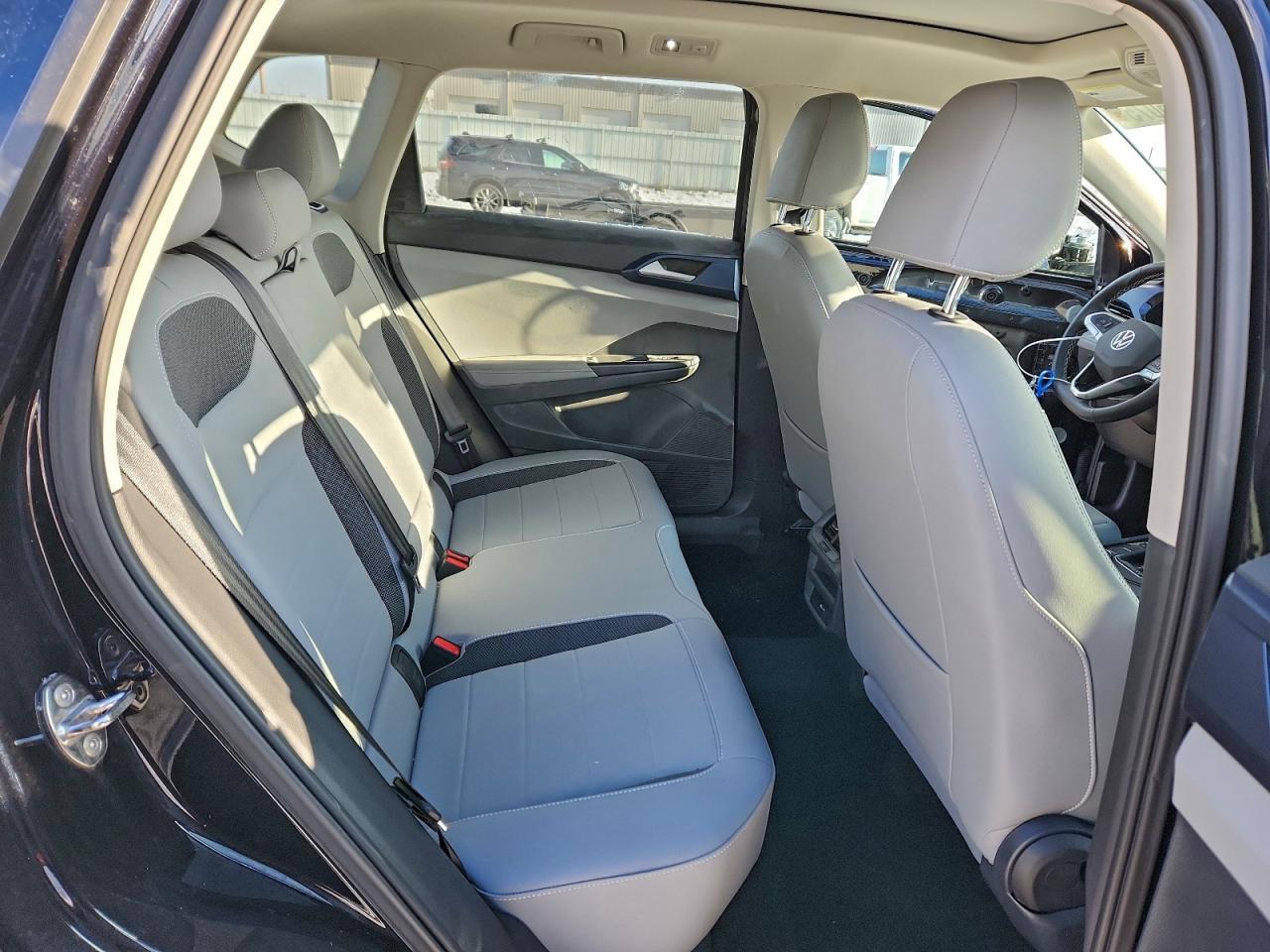 2024 Volkswagen Taos Se - zdjęcie 11