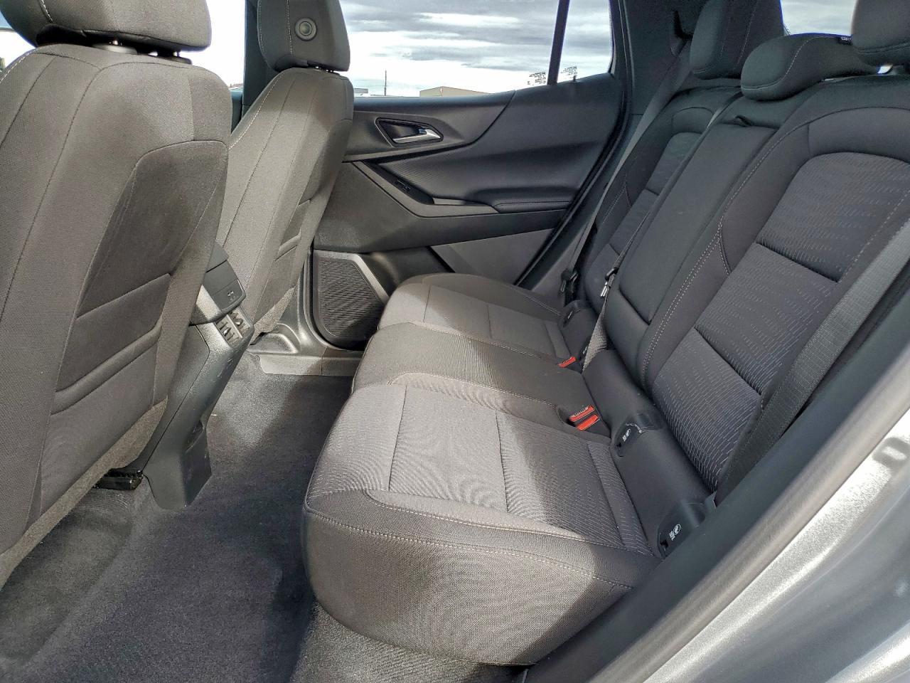 2025 Chevrolet Equinox Lt - zdjęcie 11