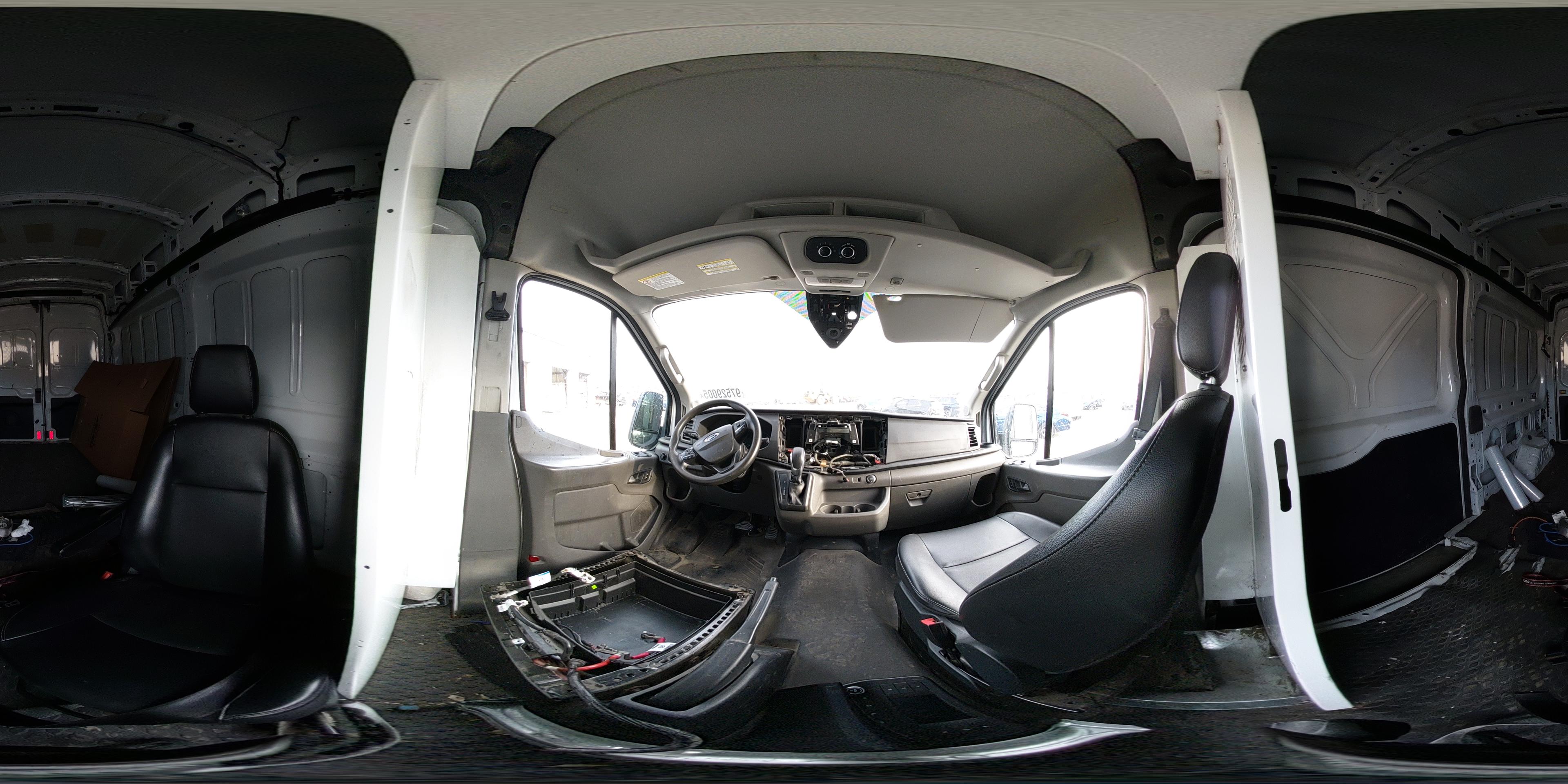2020 Ford Transit T-250 - zdjęcie 16