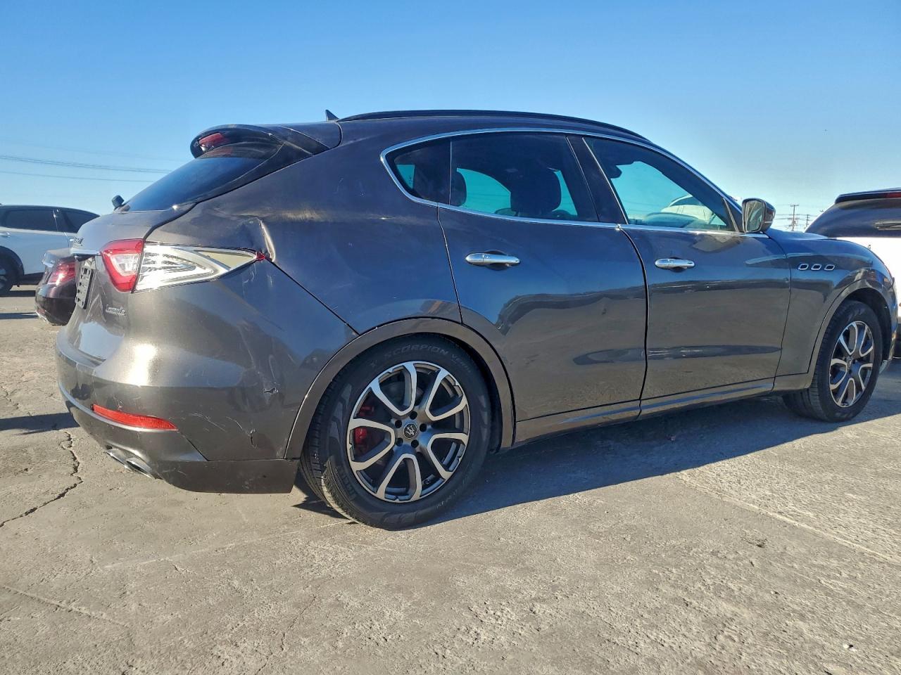 2019 Maserati Levante - zdjęcie 3