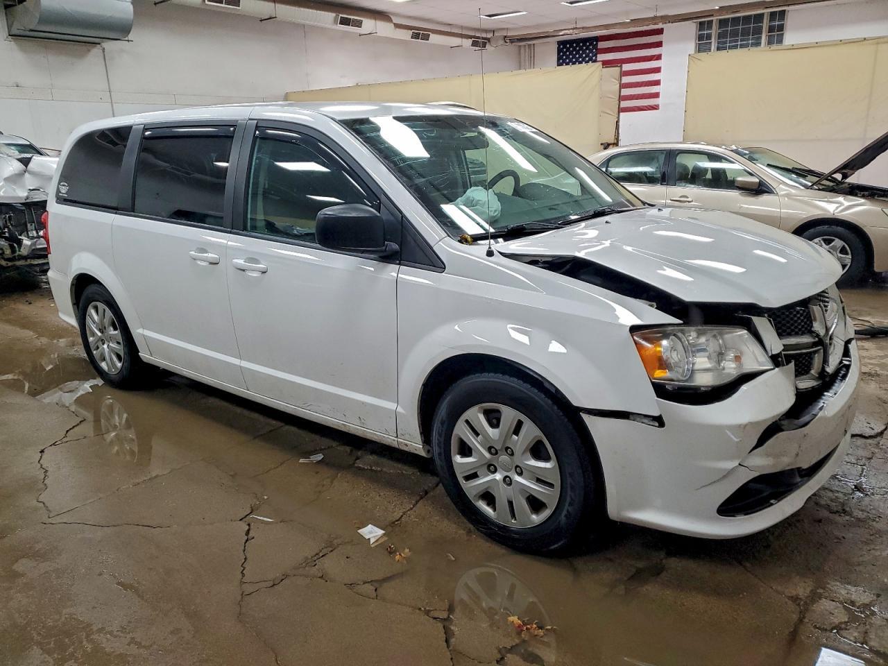 2018 Dodge Grand Caravan Se - zdjęcie 4