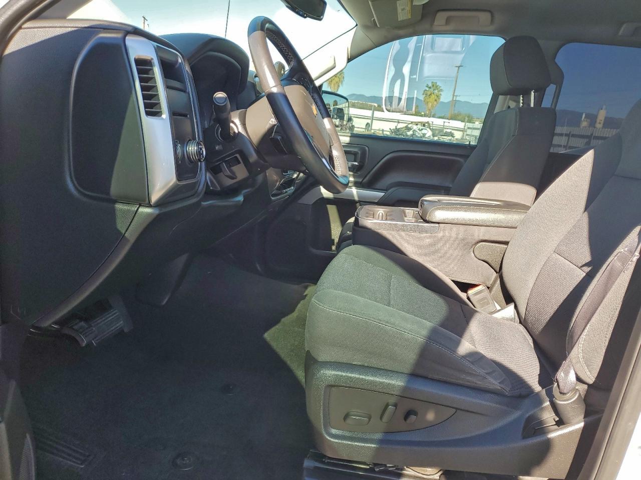 2017 Chevrolet Silverado C1500 Lt - zdjęcie 7