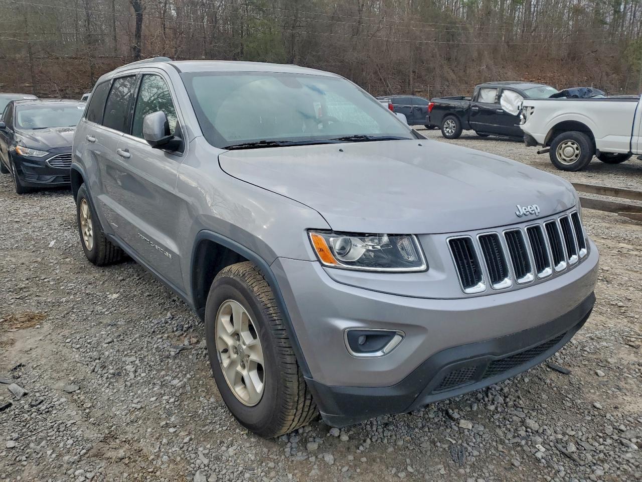 2015 Jeep Grand Cherokee Laredo - zdjęcie 4