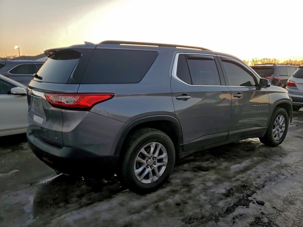 2019 Chevrolet Traverse Lt - zdjęcie 3