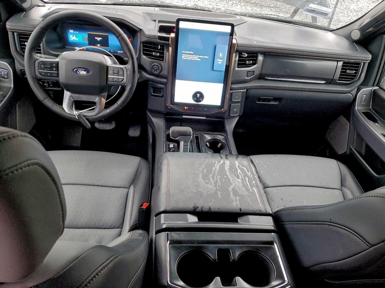 2025 Ford F150 Lightning Lariat - zdjęcie 8