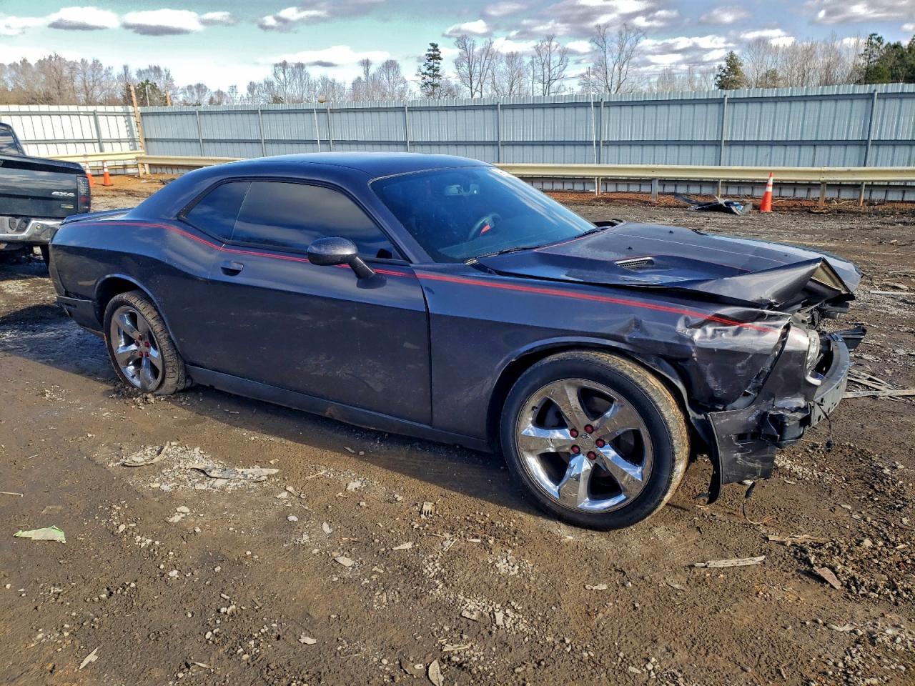 2014 Dodge Challenger Sxt - zdjęcie 4