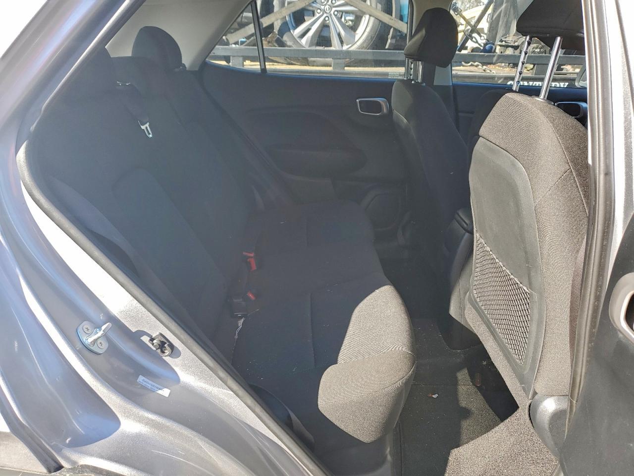 2025 Hyundai Venue Se - zdjęcie 11