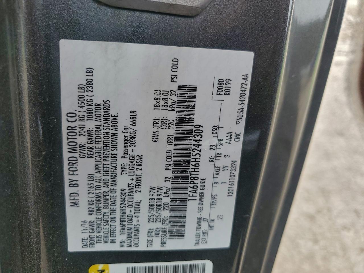 2017 Ford Mustang - zdjęcie 12