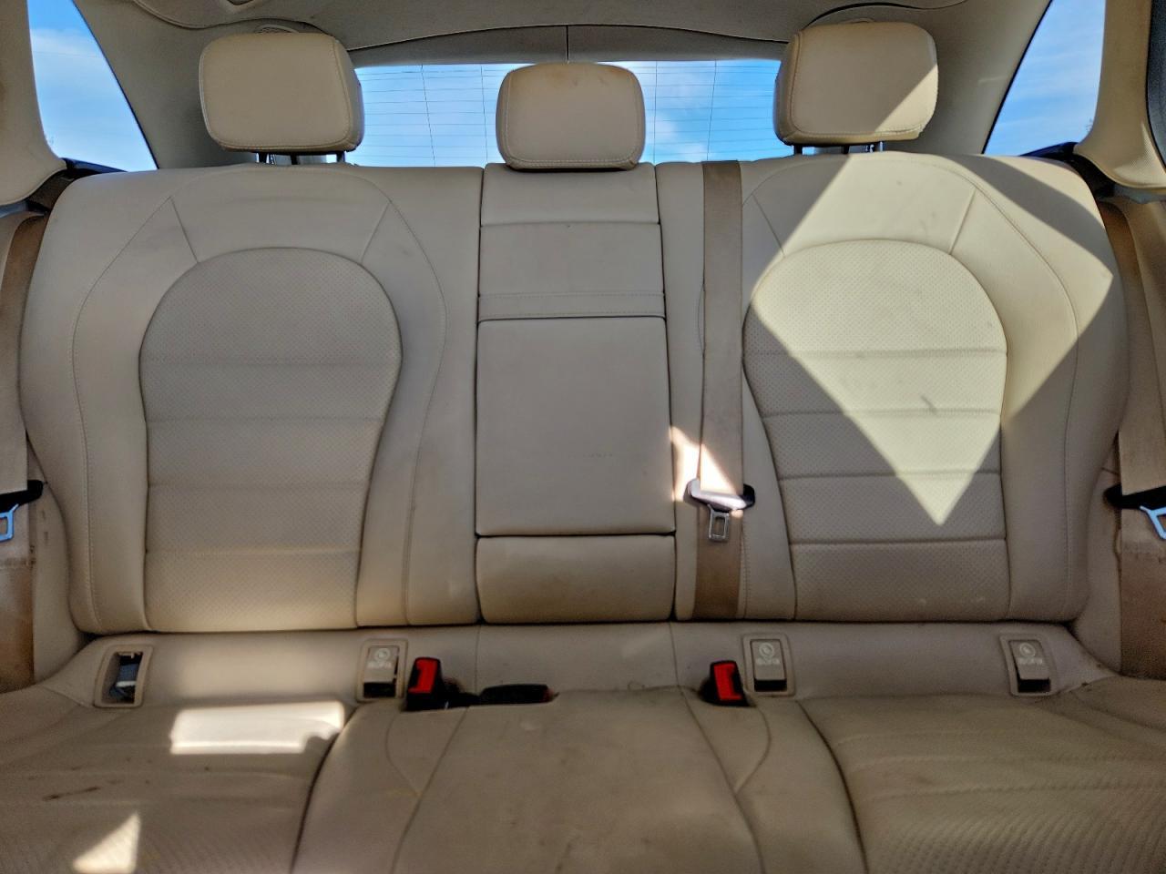 2019 Mercedes-Benz Glc 300 - zdjęcie 10