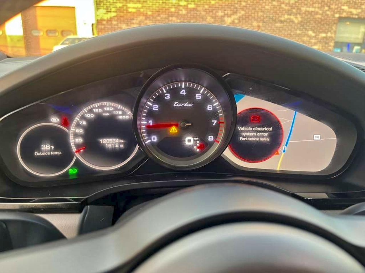 2020 Porsche Cayenne Turbo - zdjęcie 9