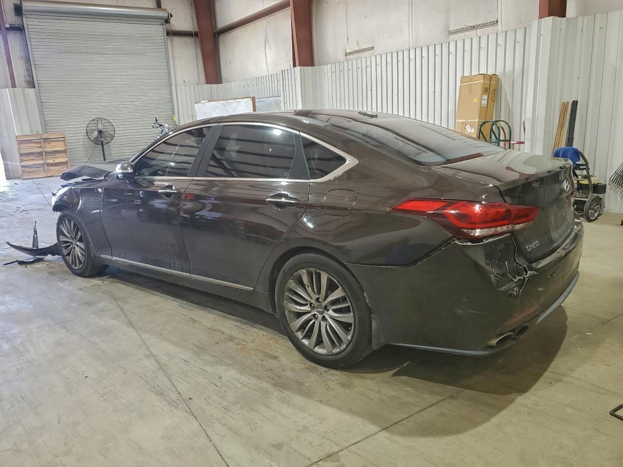 2015 Hyundai Genesis 5.0L - zdjęcie 2