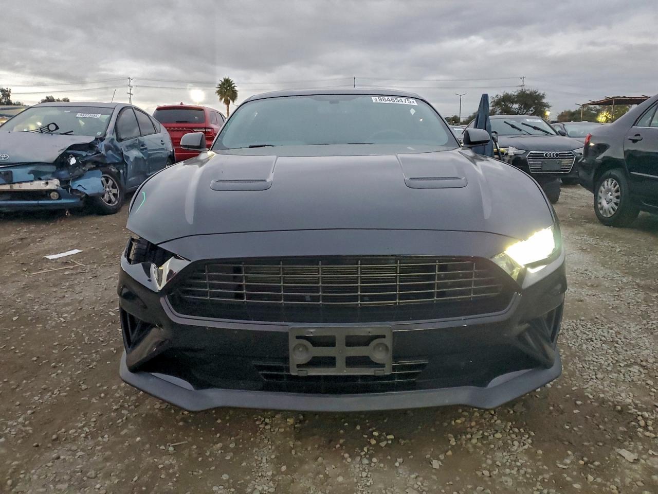 2020 Ford Mustang - zdjęcie 5
