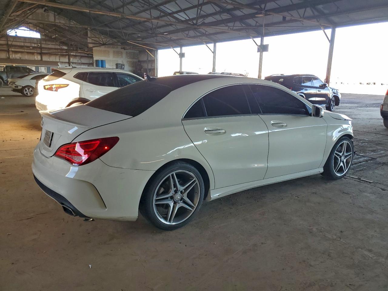 2015 Mercedes-Benz Cla 250 - zdjęcie 3