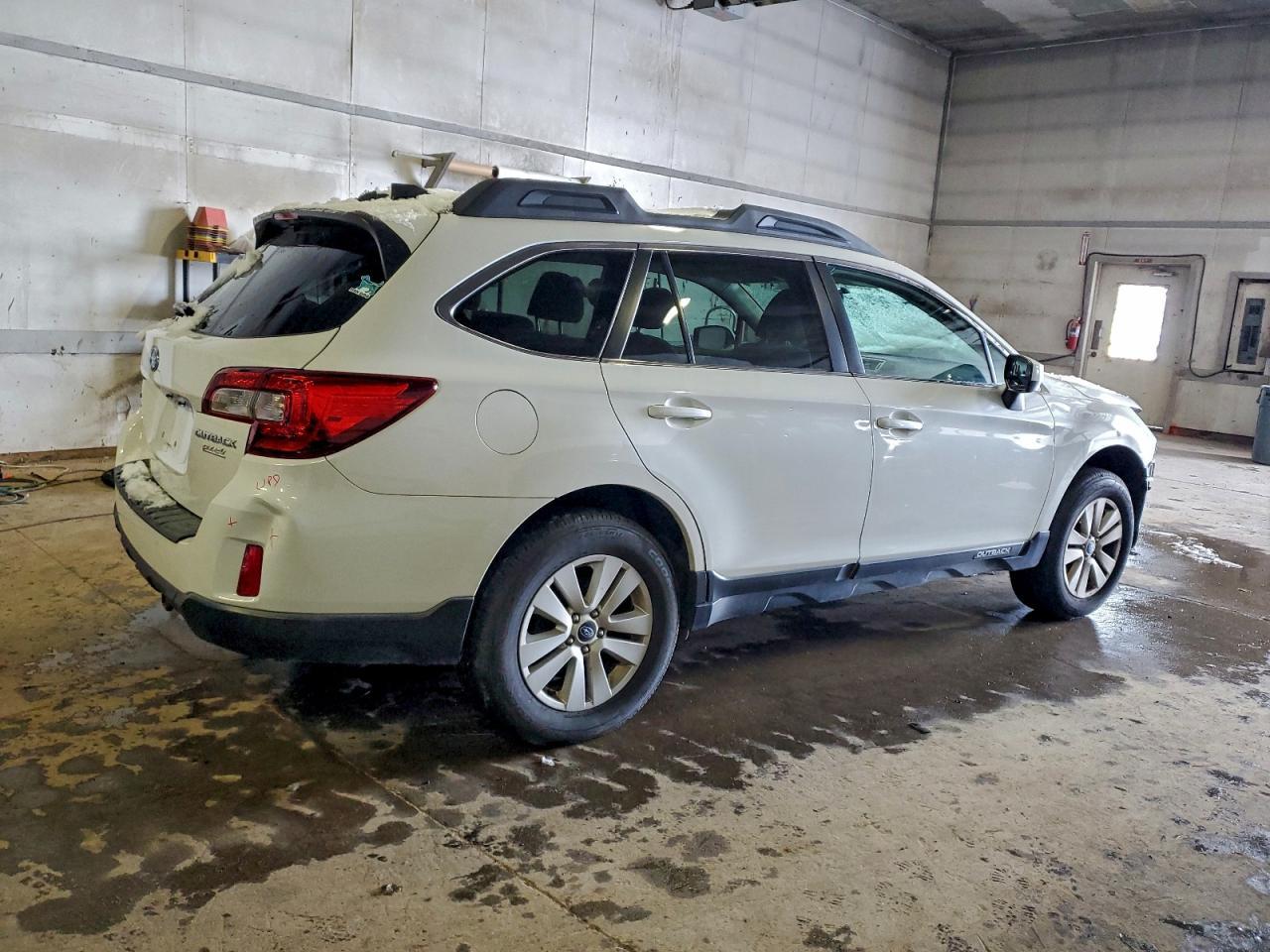2017 Subaru Outback - zdjęcie 3