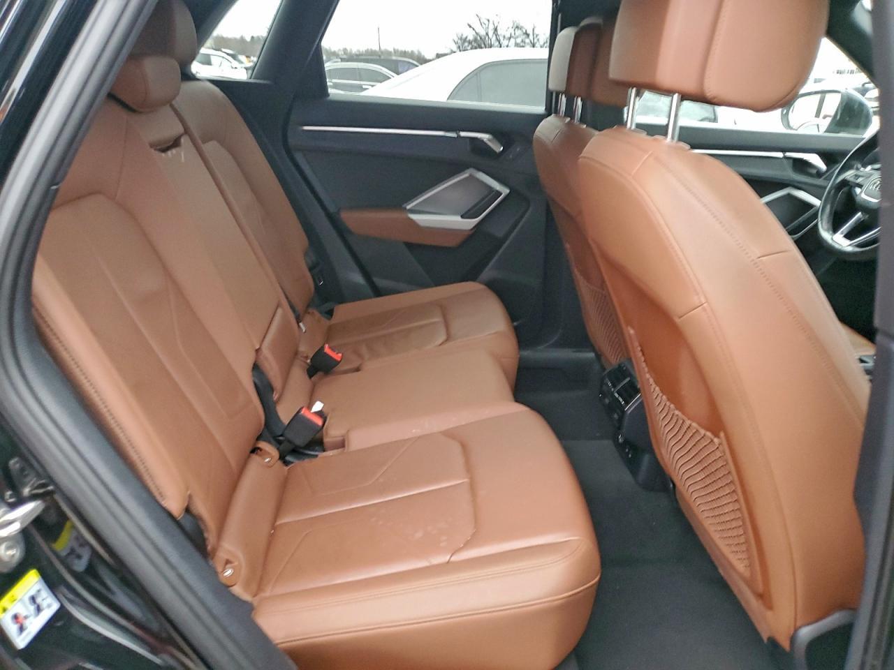 2021 Audi Q3 Premium 40 - zdjęcie 11