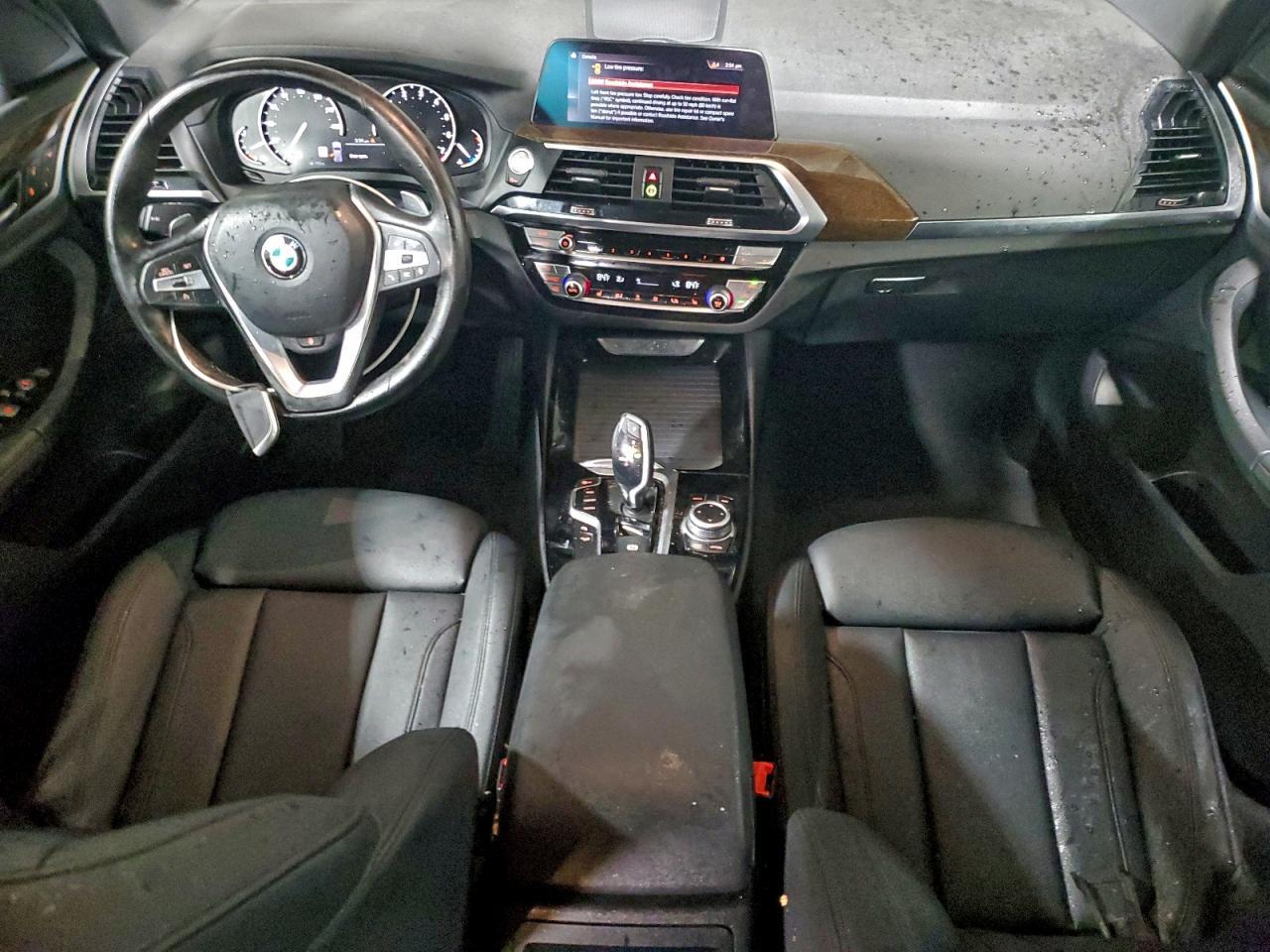 2021 BMW X3 xDrive30I - zdjęcie 8