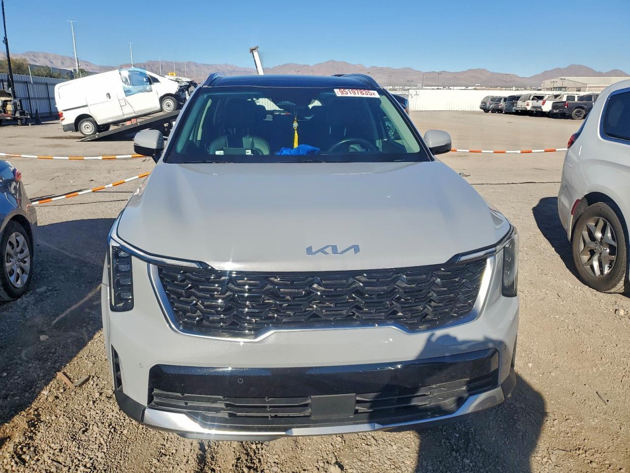 2025 Kia Sorento - zdjęcie 5