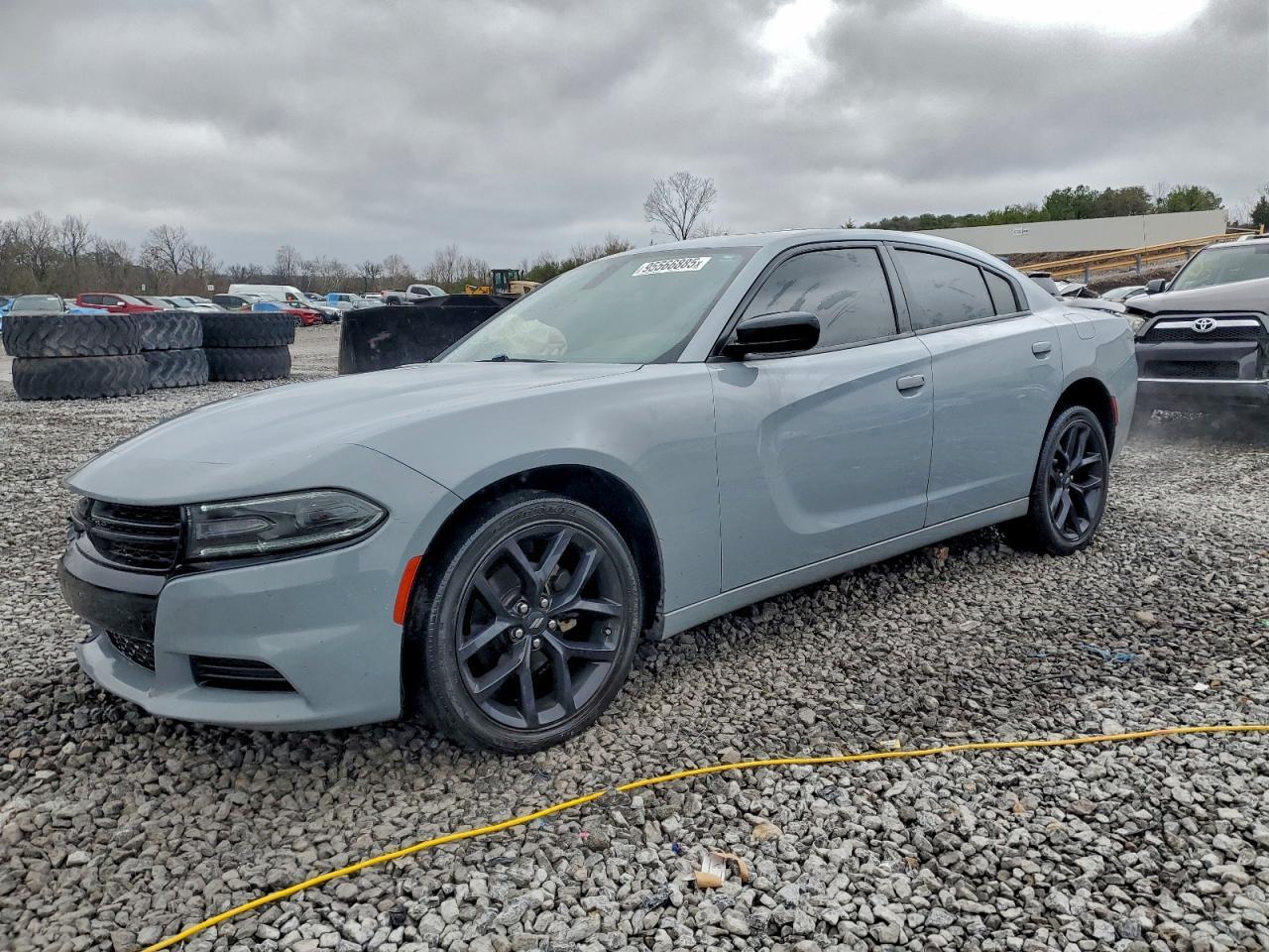 2021 Dodge Charger Sxt - zdjęcie główne