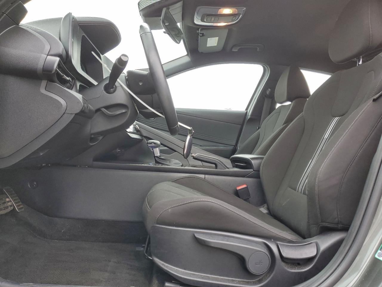 2025 Hyundai Elantra Sel Sport - zdjęcie 7