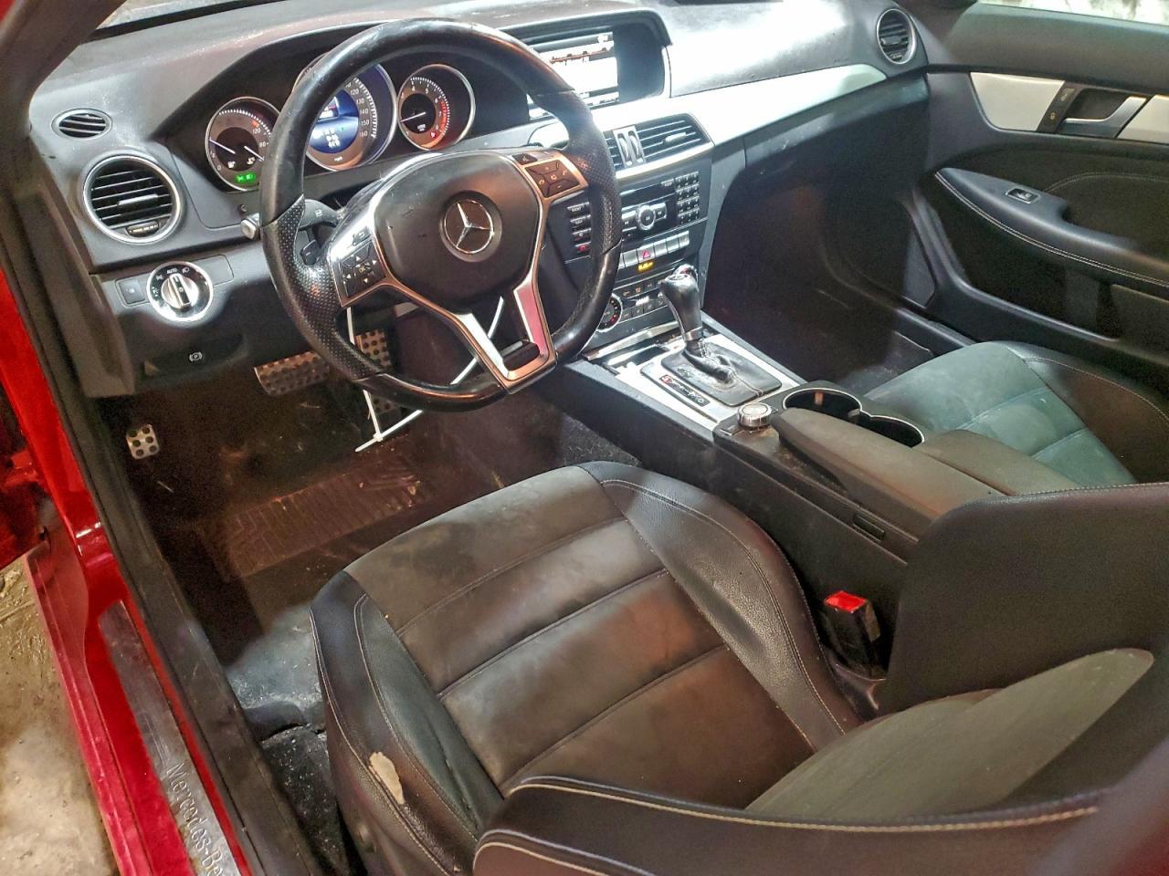 2015 Mercedes-Benz C 250 - zdjęcie 8